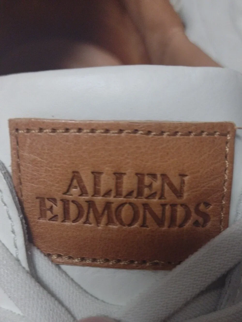 Allen Edmonds White Leather Sneakers (J1308)
